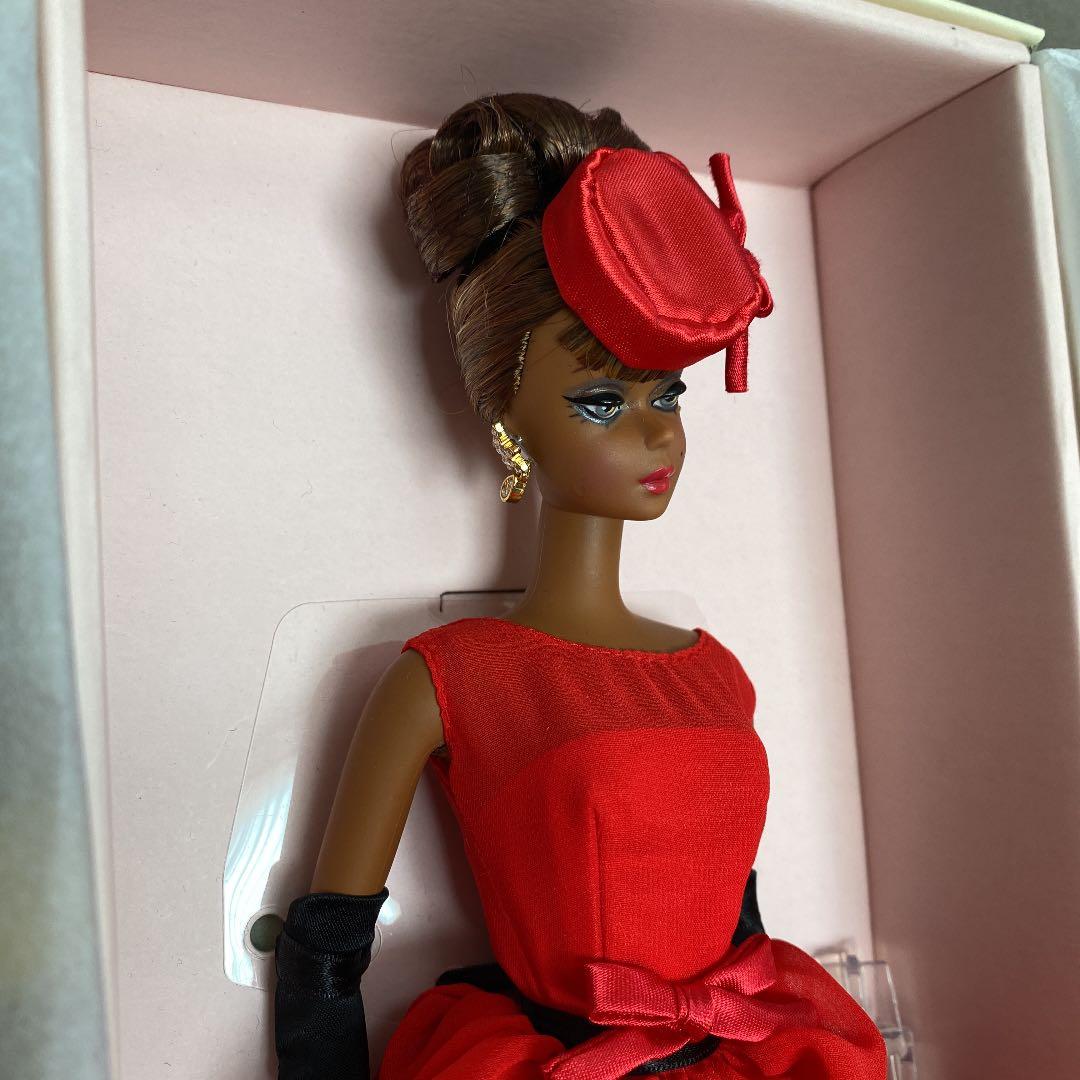 【未使用品】バービーファッションモデルコレクション　リトルレッドドレス