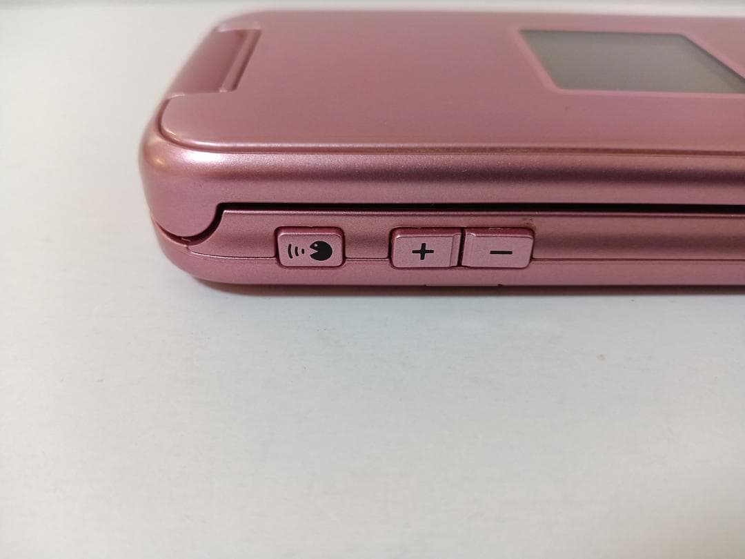 ☆ docomo らくらくホン F-02J ピンク