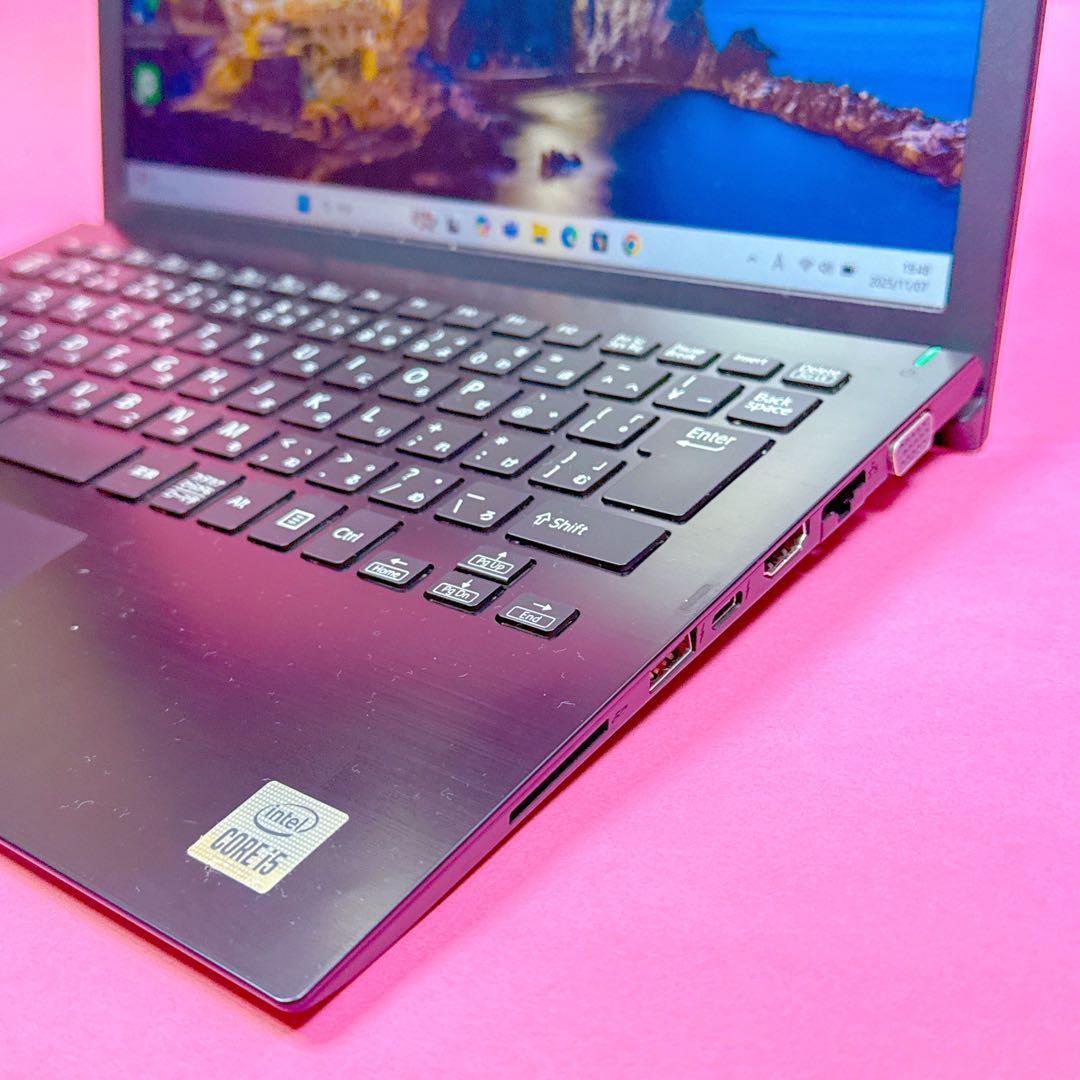 ⭐️第10世代i5⭐️windows11 ノートパソコン 爆速SSD 薄型カメラ