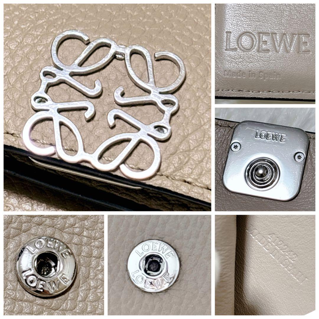 人気カラー✨LOEWE アナグラム トライフォールド ウォレット 三つ折り財布