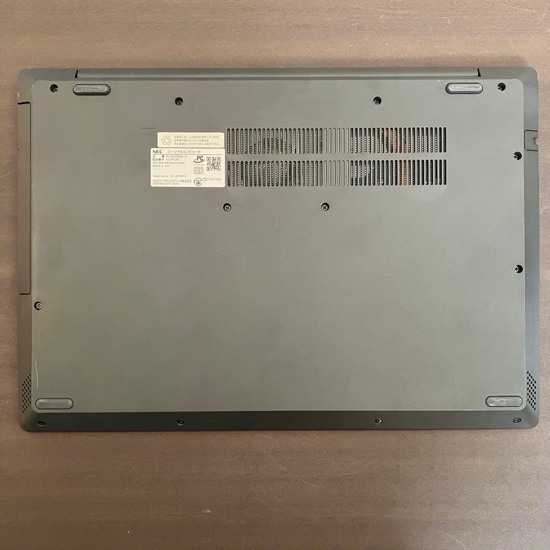 Lavie Win11 8世代i3/RAM8GB/SSD256GB