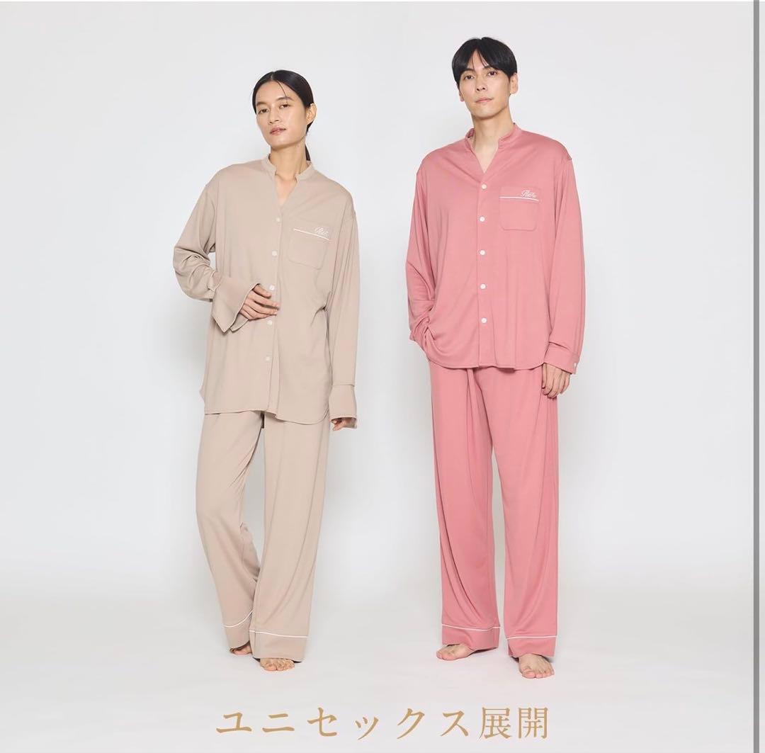 リファバイタルテックモイストスムーススタンドカラースリープウェアWOMEN