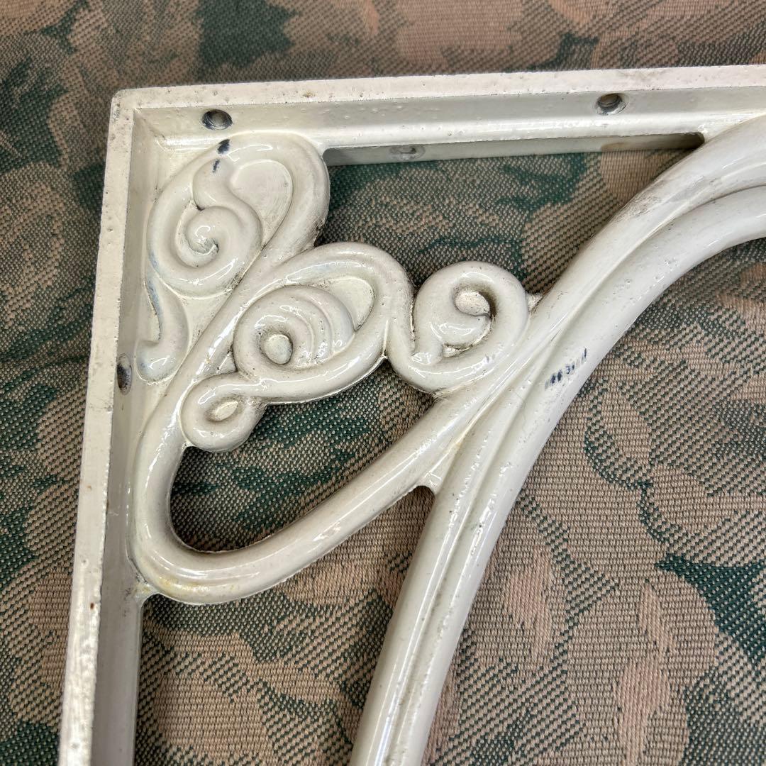 貴重アンティーク エレガントなアイアンブラケット/棚受け/ハンギング アイボリー