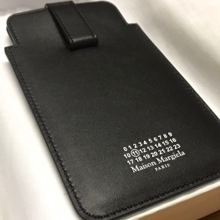 【ゆうと】Maison Margiela ブラック フォン ポーチ