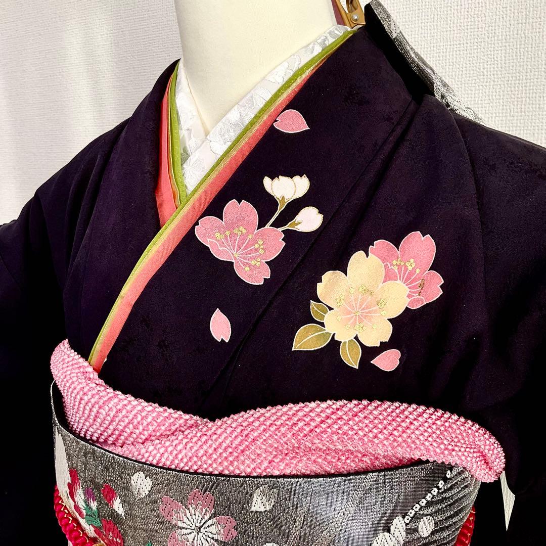 振袖　紫系　濃紫　鞠　桜　組みひも　金彩　正絹