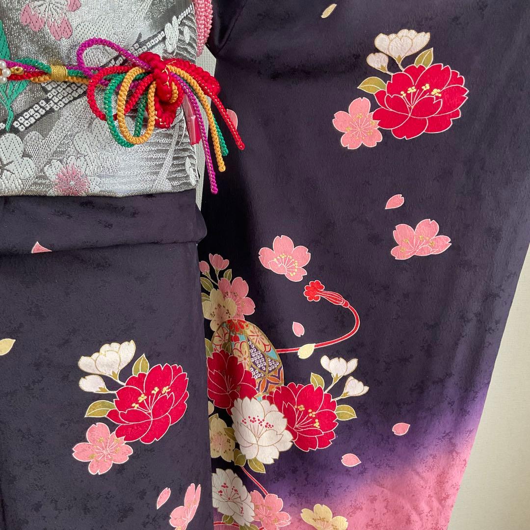 振袖　紫系　濃紫　鞠　桜　組みひも　金彩　正絹