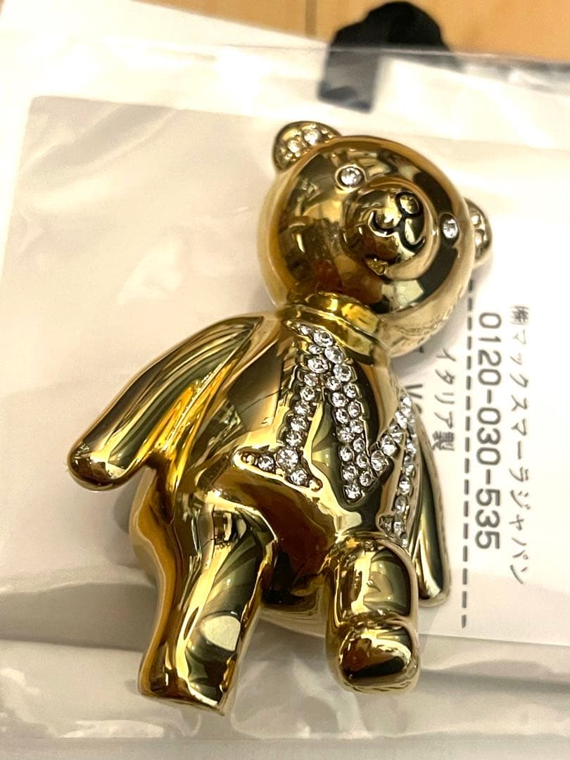 MaxMara SHINYメタルテディブローチ White