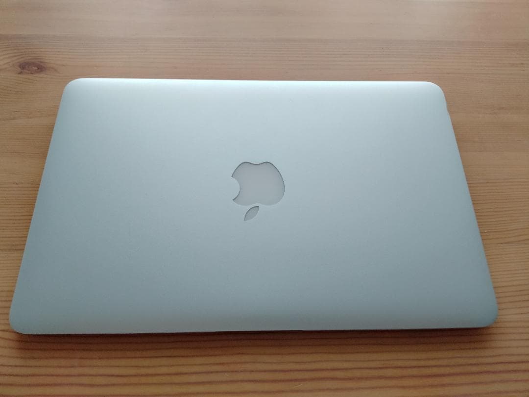 MacBook本体 MacBook Air (11-inch, Mid 2013)