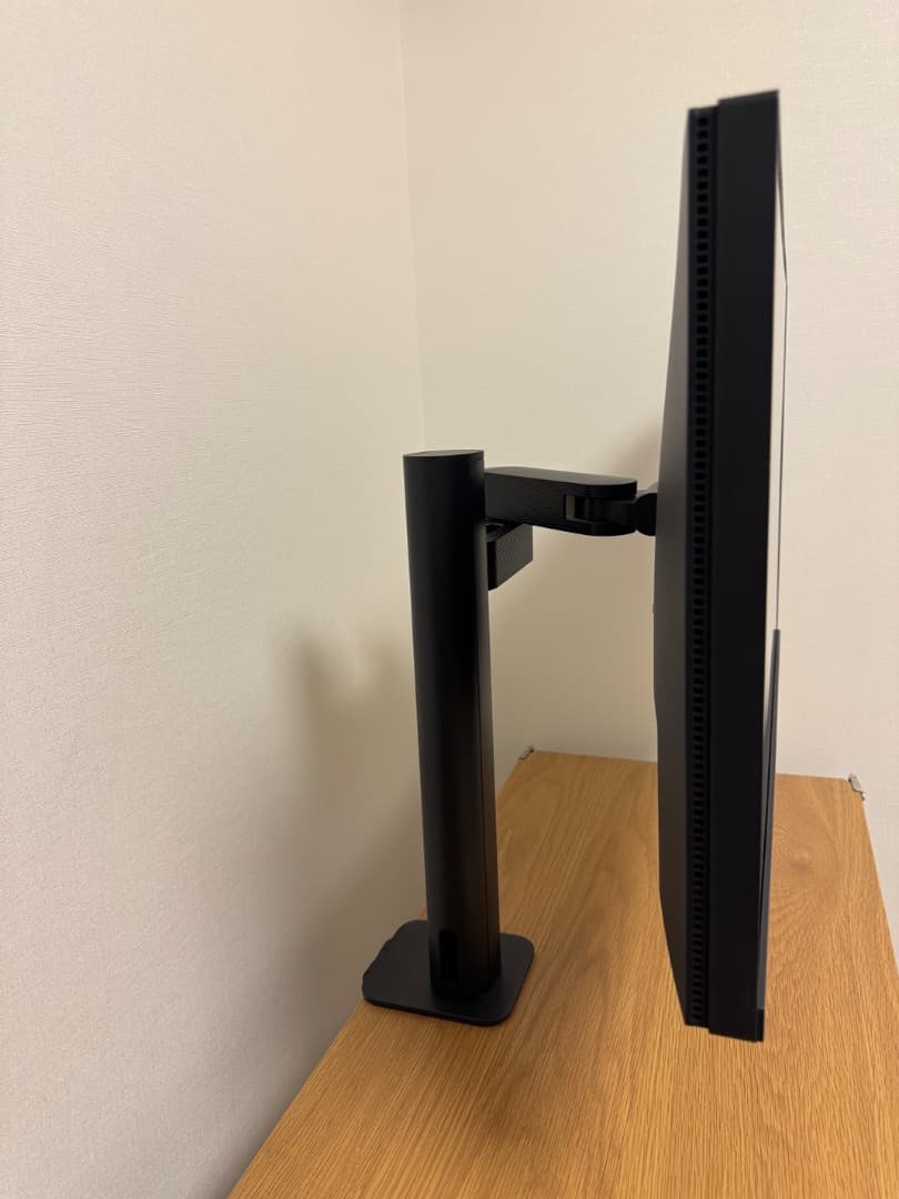 BenQ PD2705UA モニターアーム付属4Kモニター