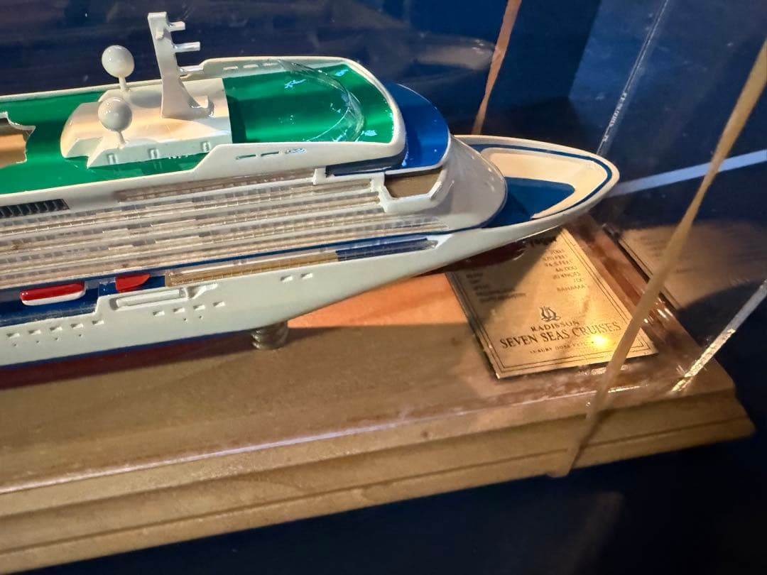 MRE Miniatures Seven Seas Voyagerクルーズ船模型