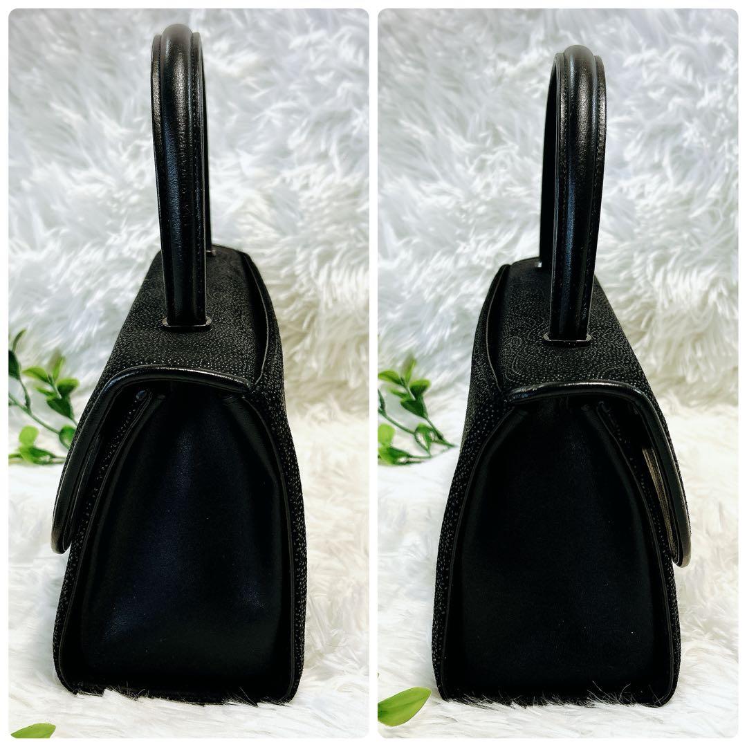 【良品】印傳屋　フォーマルバッグ ブラックフォーマル ペイズリー柄 冠婚葬祭