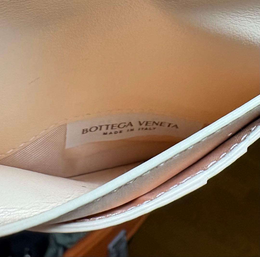 Bottega Veneta 二つ折り財布 ピンク 保存袋付き