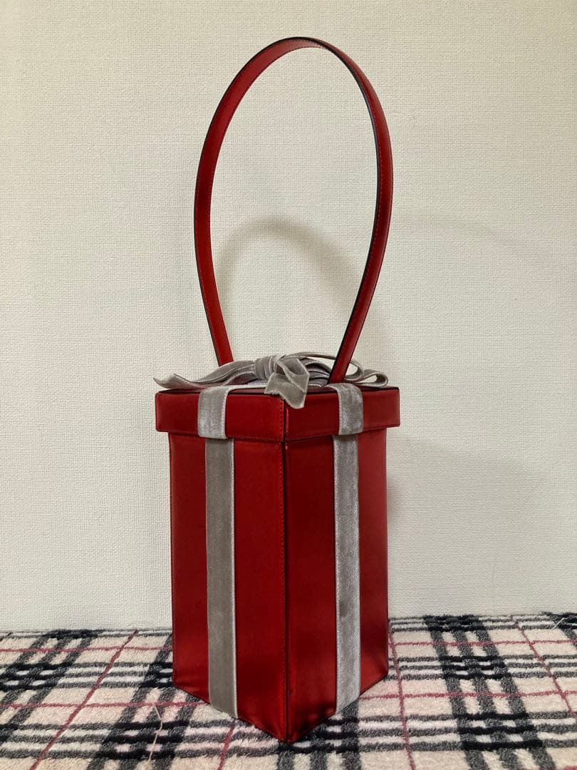 モスキーノ　ハンドバック