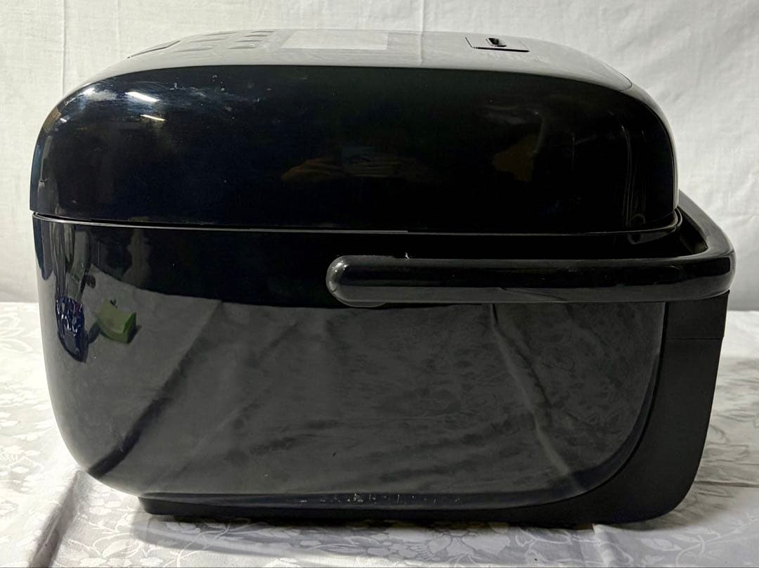 ③ 象印 炊飯器 圧力IH炊飯ジャー 1升炊き 炎舞炊き NW-LB18-BZ