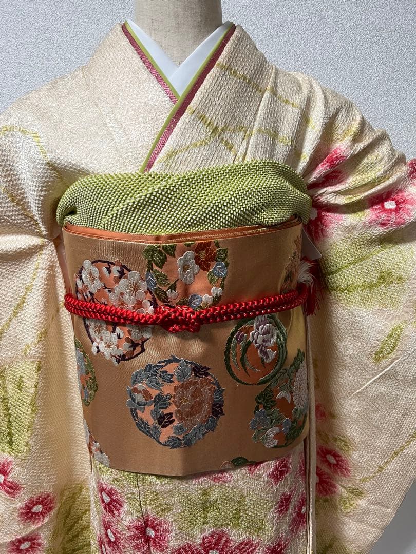 正絹総絞り振袖、長襦袢セット