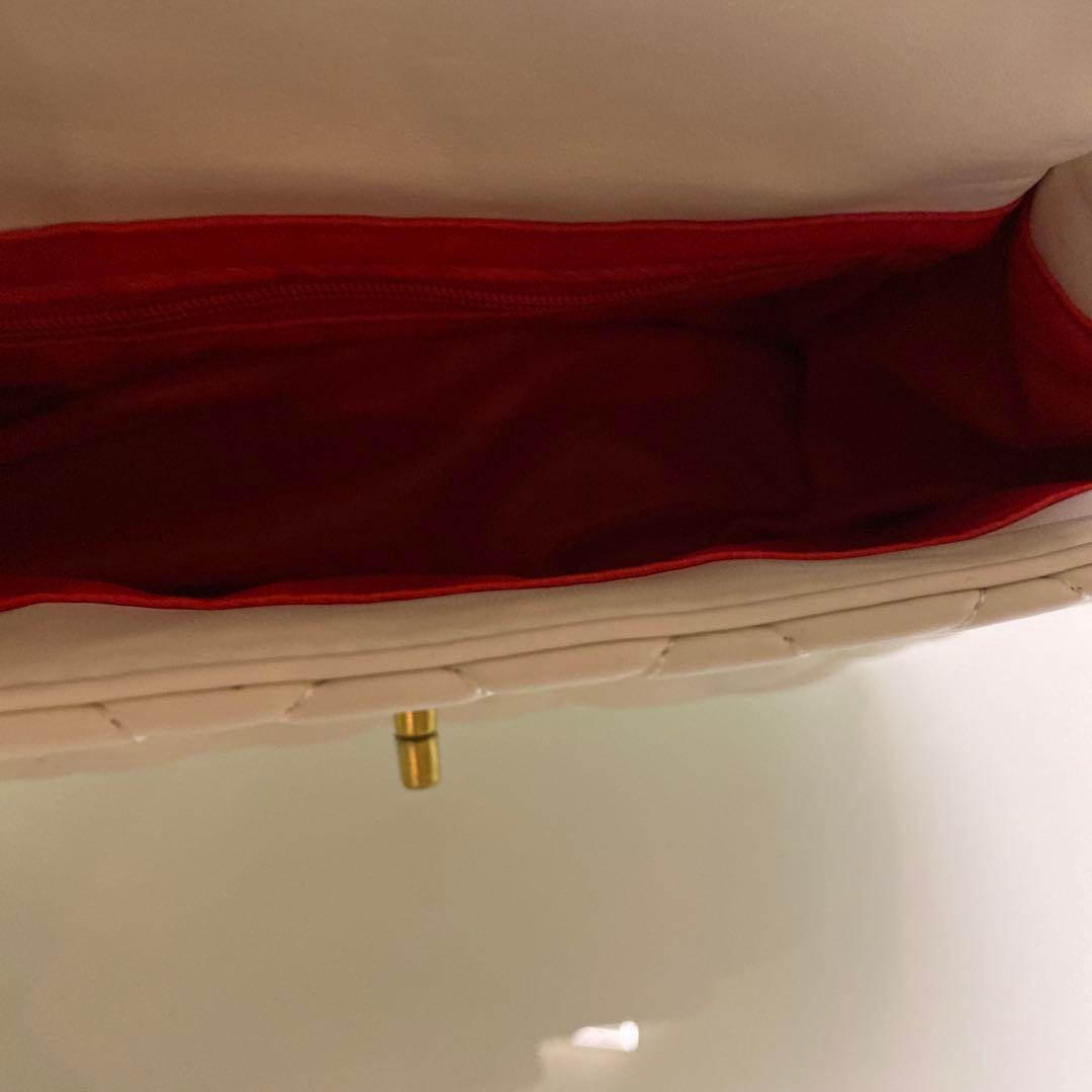 CHANEL ショルダーバッグ ホワイト　ノベルティ