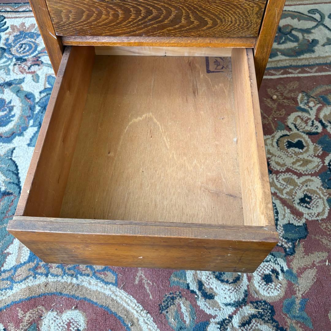 昭和レトロ アンティーク 古家具 無垢材 木製チェスト 4段 タンス 脚付き