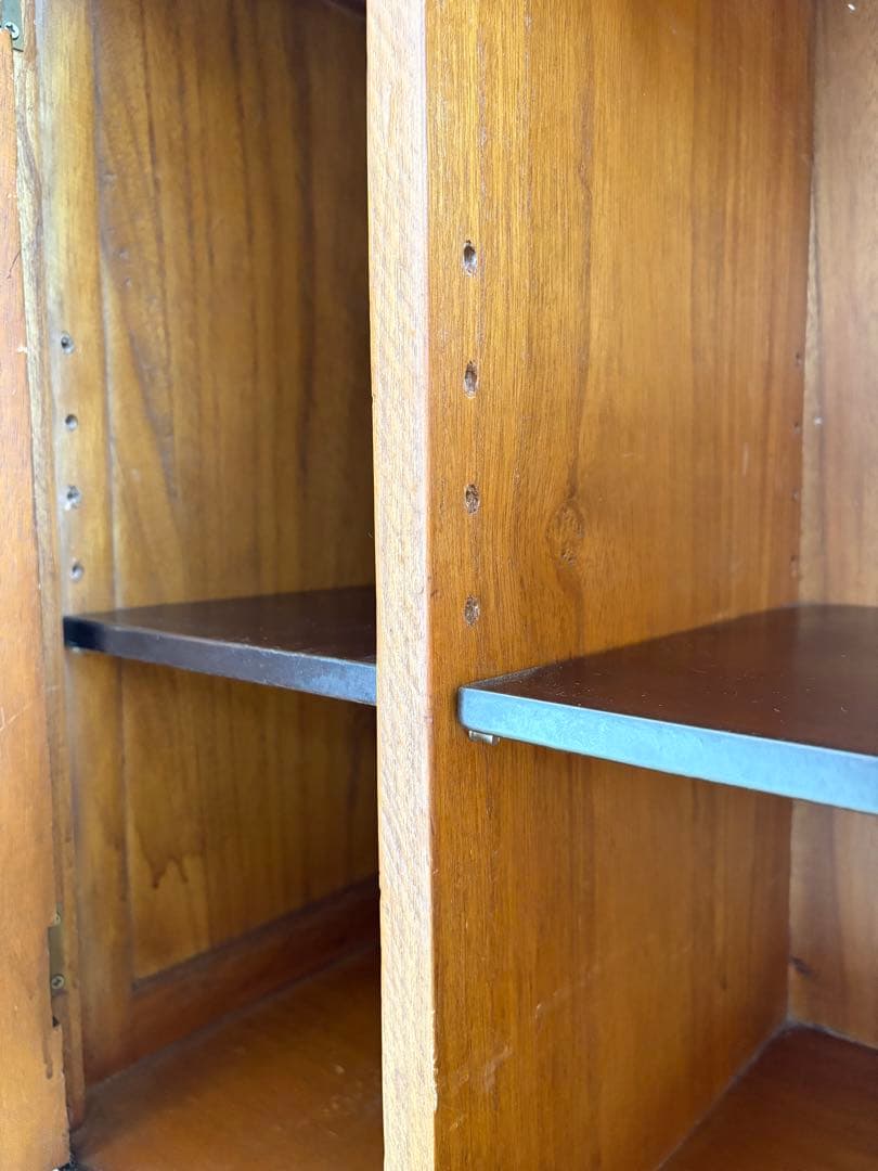 アンティーク調 木彫りコンソールキャビネット サイドボード 飾り棚