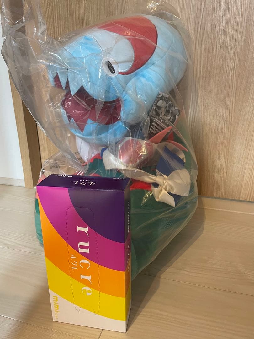 ポケモン　ウオノラゴン　エラがみ　ぬいぐるみ