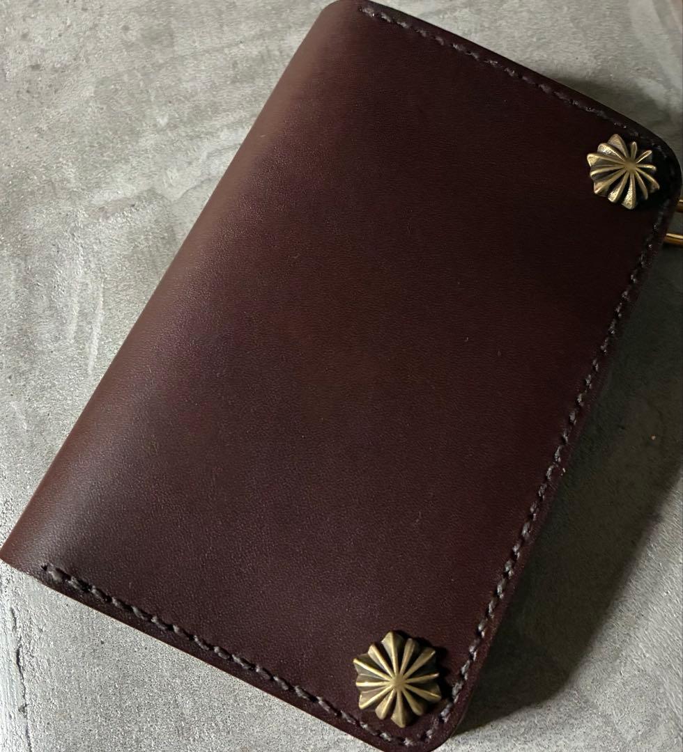 トラッカーウォレット　ミドル　イタリアンレザーブルガロ　アポロコンチョ