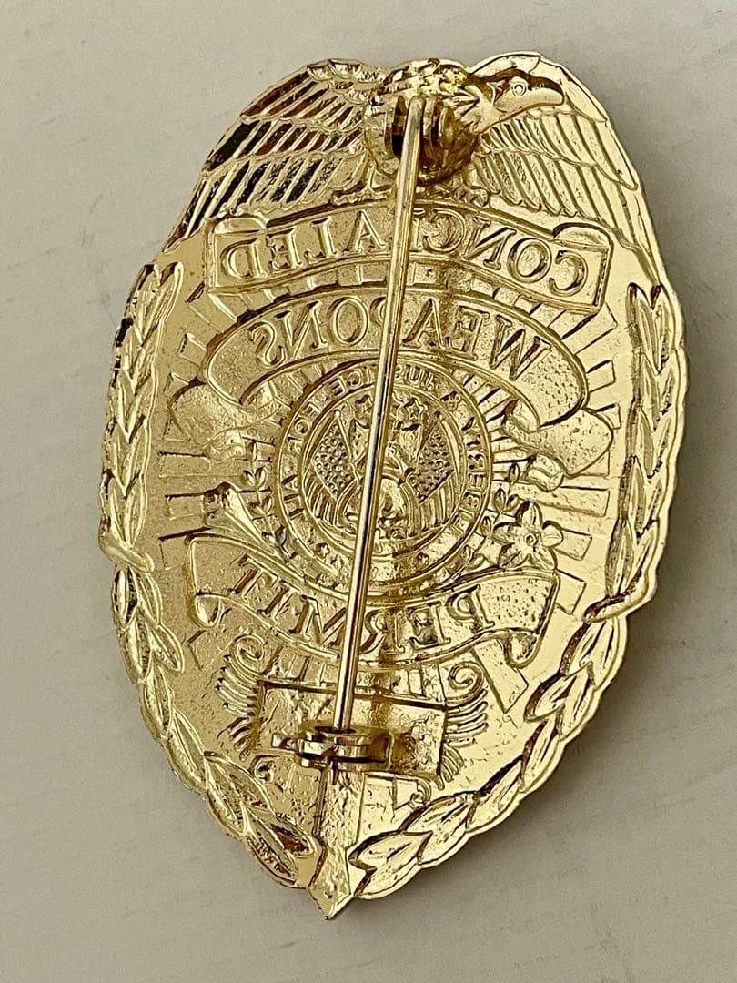 コンシールドウェポンパーミット 米国銃器携帯許可証 レプリカ　ポリスバッジ