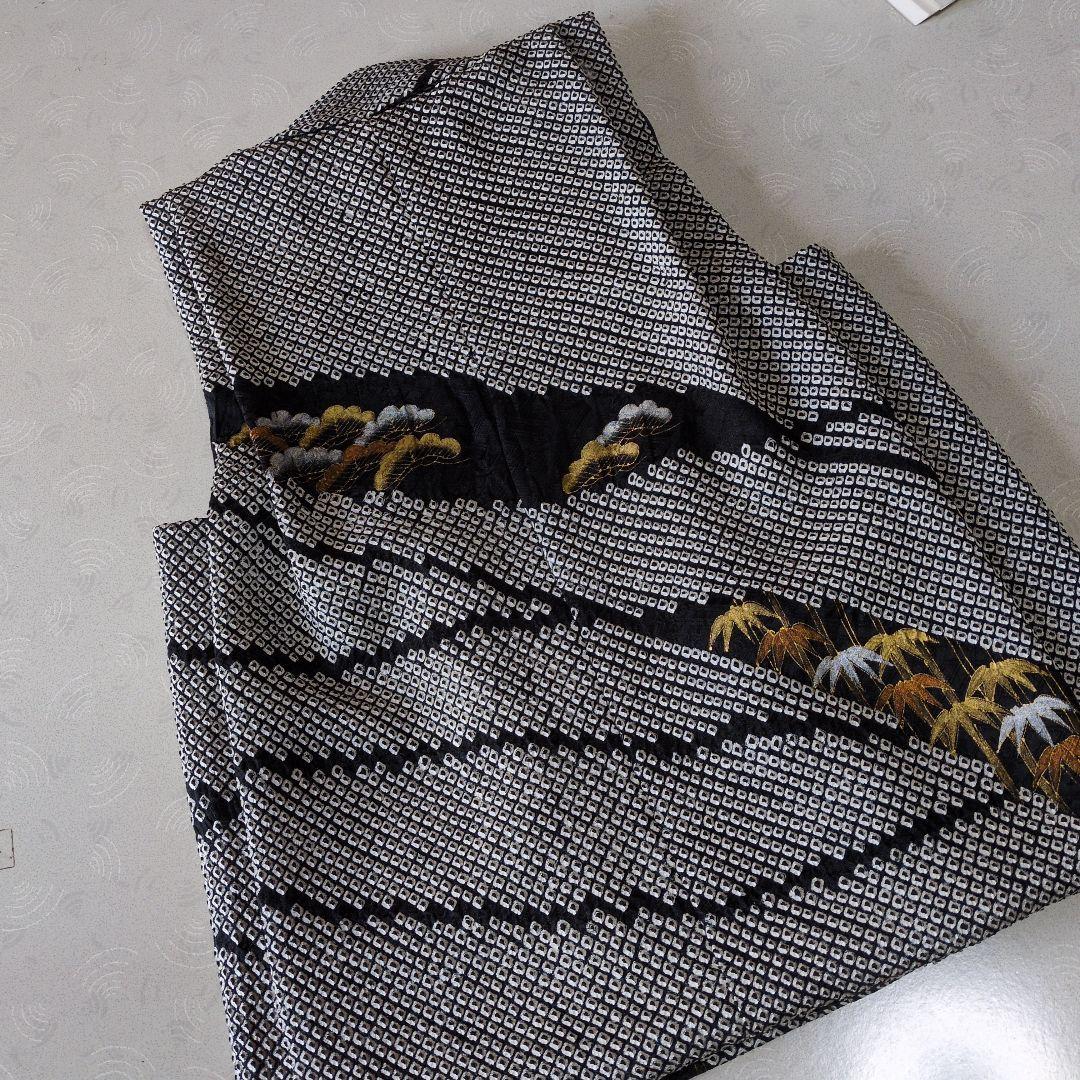 七五三３歳高級正絹総絞り刺繍入りの被布（中綿無し）