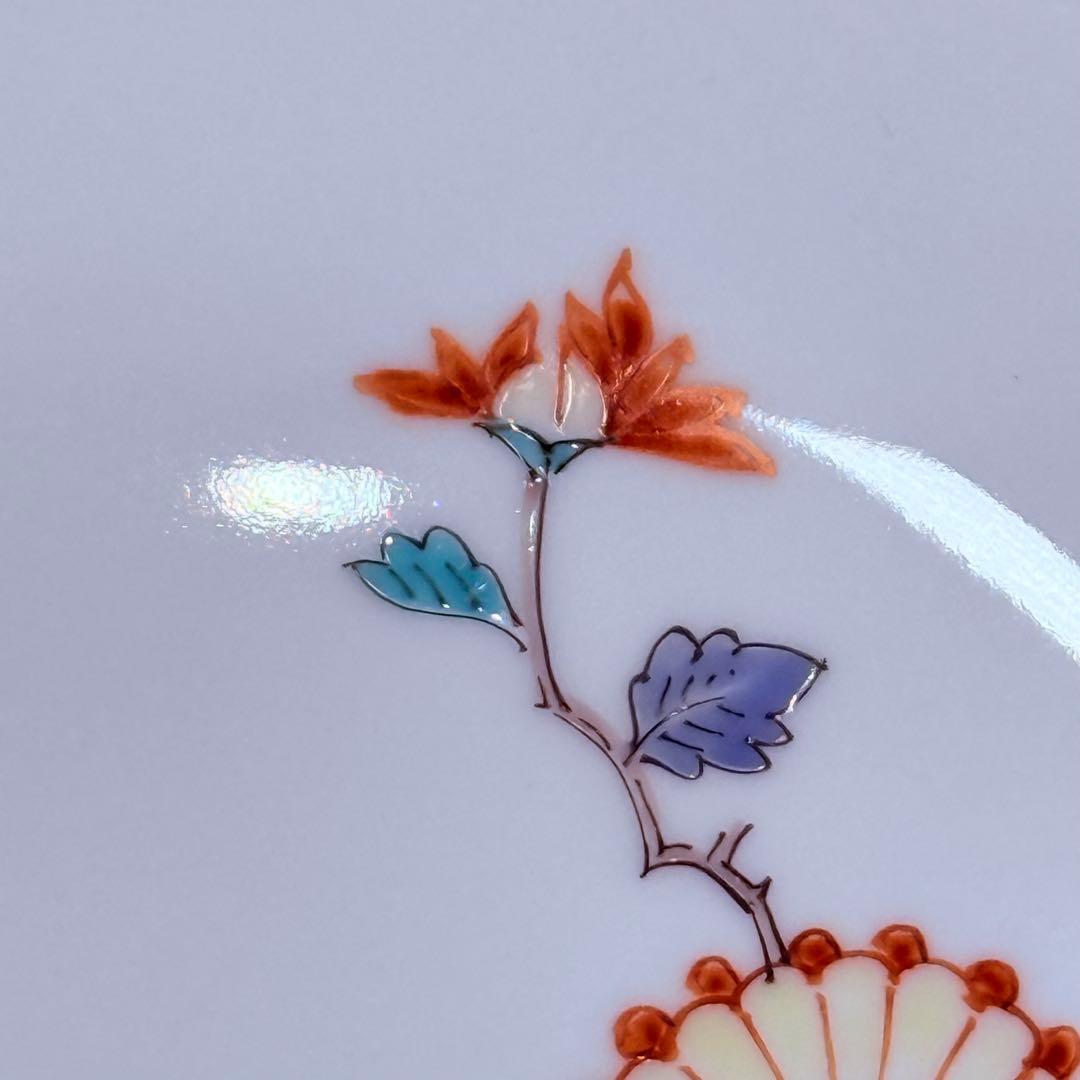 十三代柿右衛門　色絵岩梅鳥文様皿　共箱有　美品　直径19.6㎝　国重要無形文化財