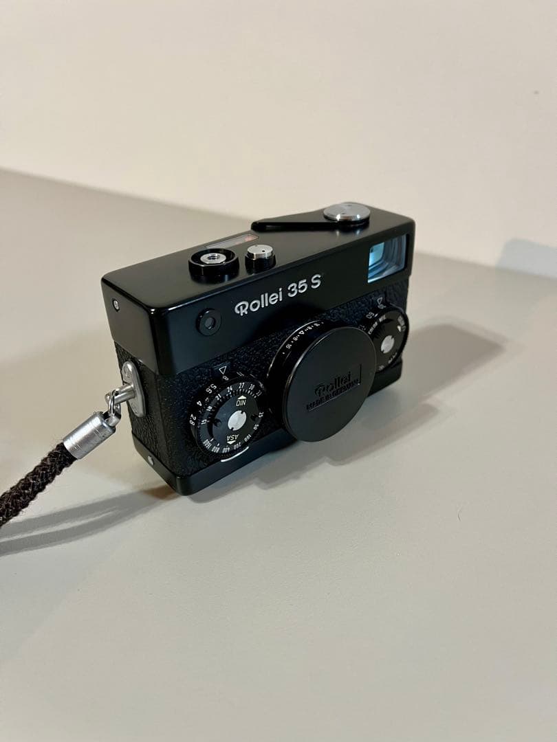 ローライ Rollei 35 S Black フィルムカメラ　フラッシュ付き