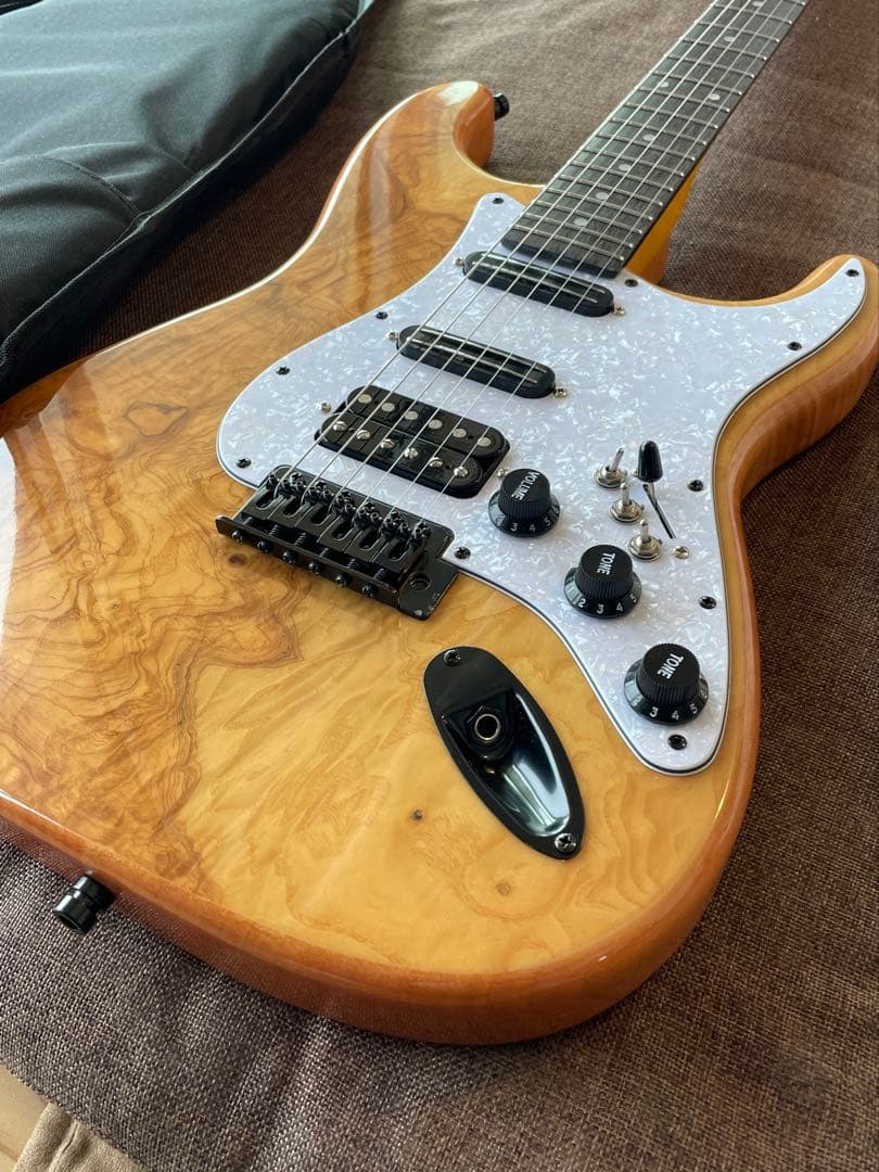 vertice. エレキギター　美品