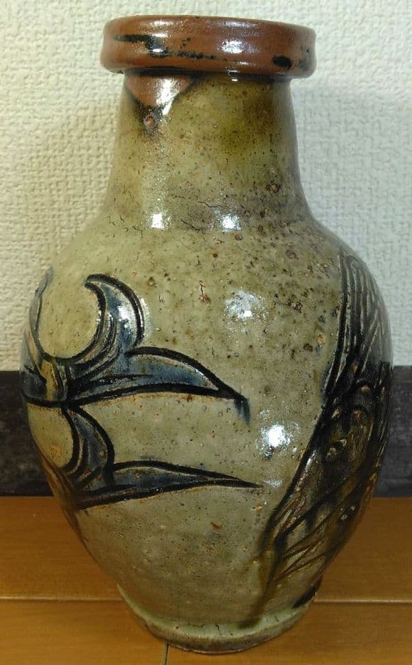 人間国宝 金城次郎 魚紋花瓶(魚4）栞 共箱 壺屋焼 壷屋焼 珍品上作花瓶 美品