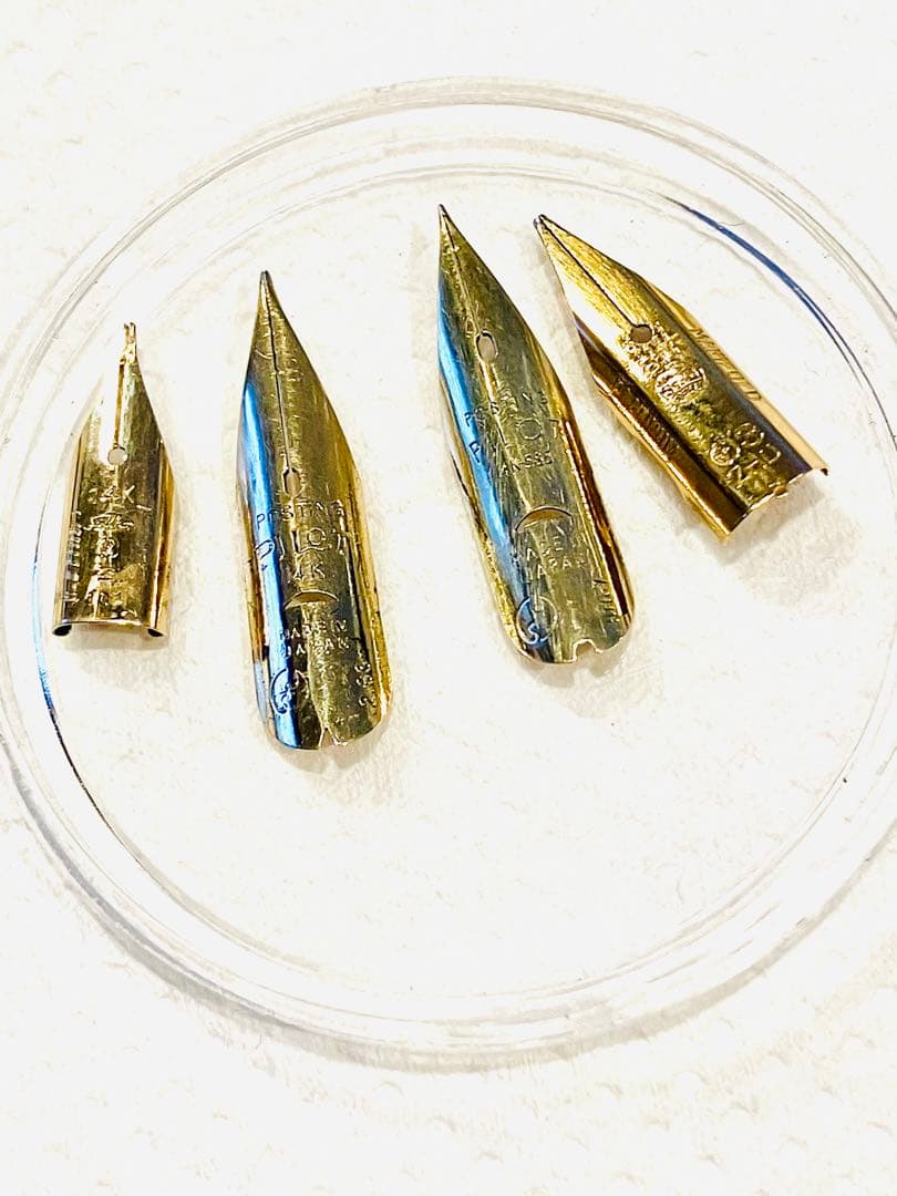 万年筆　14K 3個 18K 1個　金のペン先4個セット　約1.5グラム