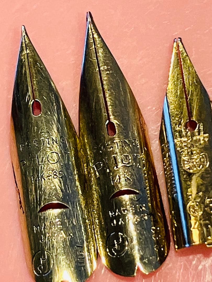 万年筆　14K 3個 18K 1個　金のペン先4個セット　約1.5グラム