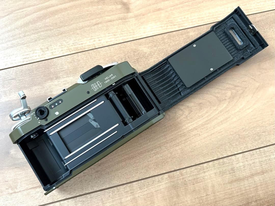 Bessa-T HELIAR 101YEARS フォクトレンダ ベッサ オリーブ