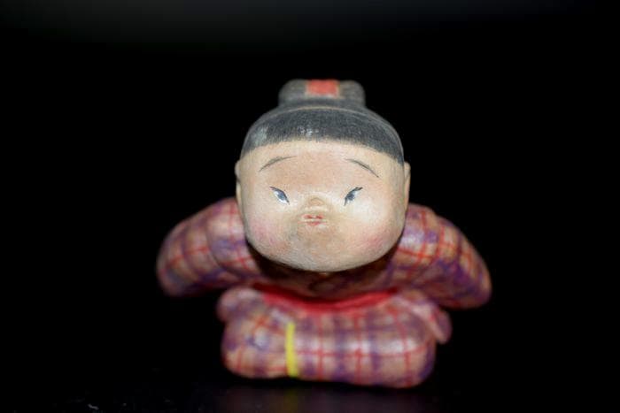 紙塑人形創始者　鶴巻 三郎　作『にらめっこ』日本人形　共箱　真作保証