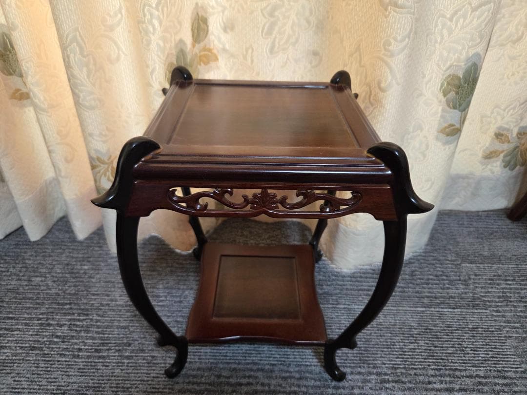 クラシックスタイル 木製テーブル 下段棚付き