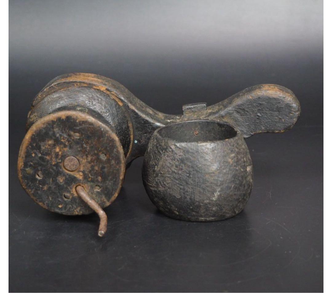 送料無料　非常に古い李朝狐（キツネ）形墨壺　朝鮮古美術