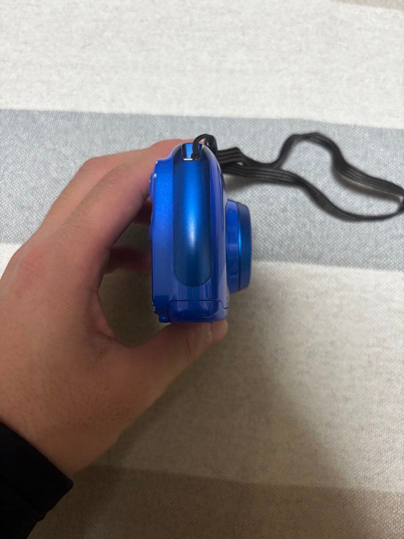 Nikon COOLPIX W100 青　ケース付き‼️