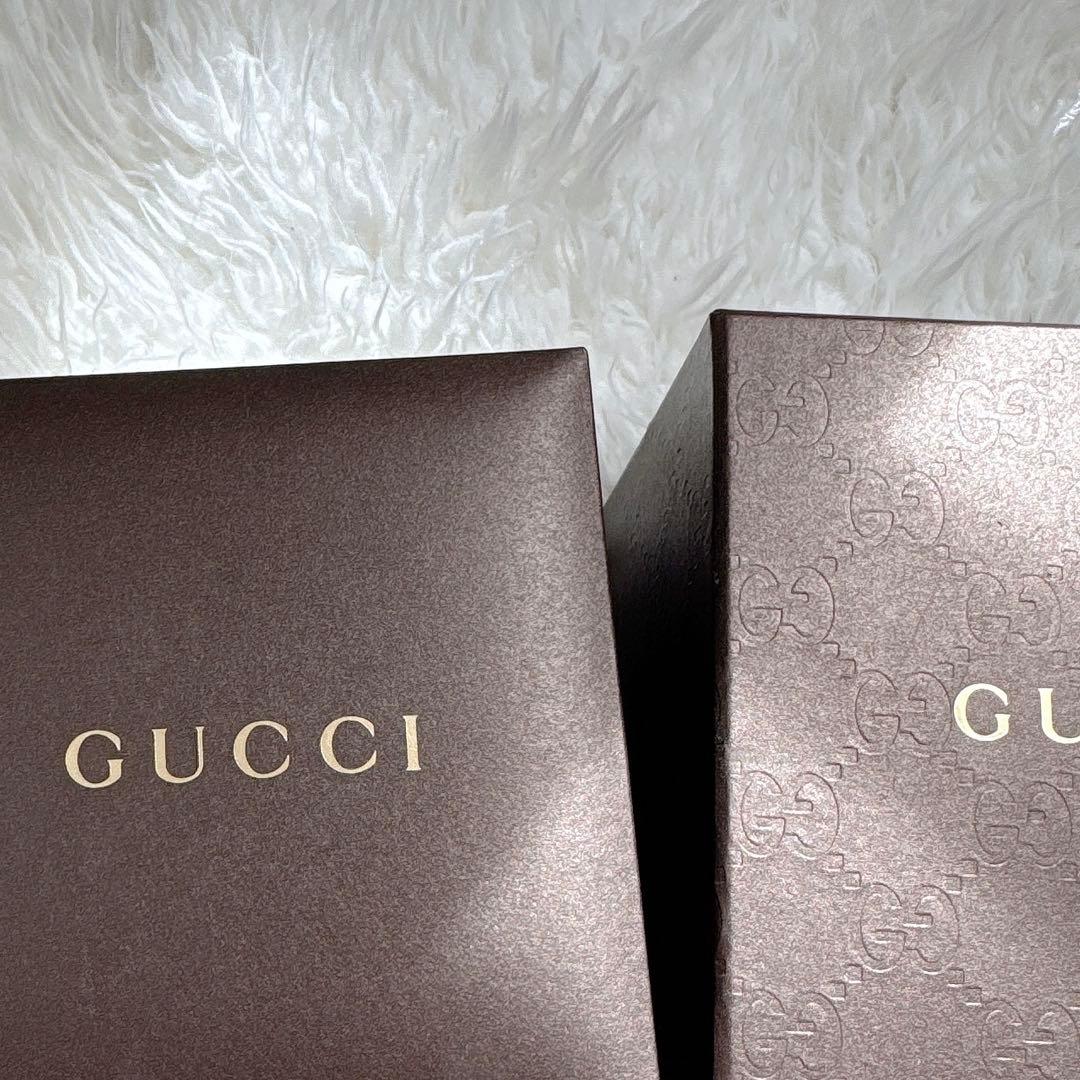 美品　GUCCI 腕時計 型番 6800L ゴールド レディース　箱付き