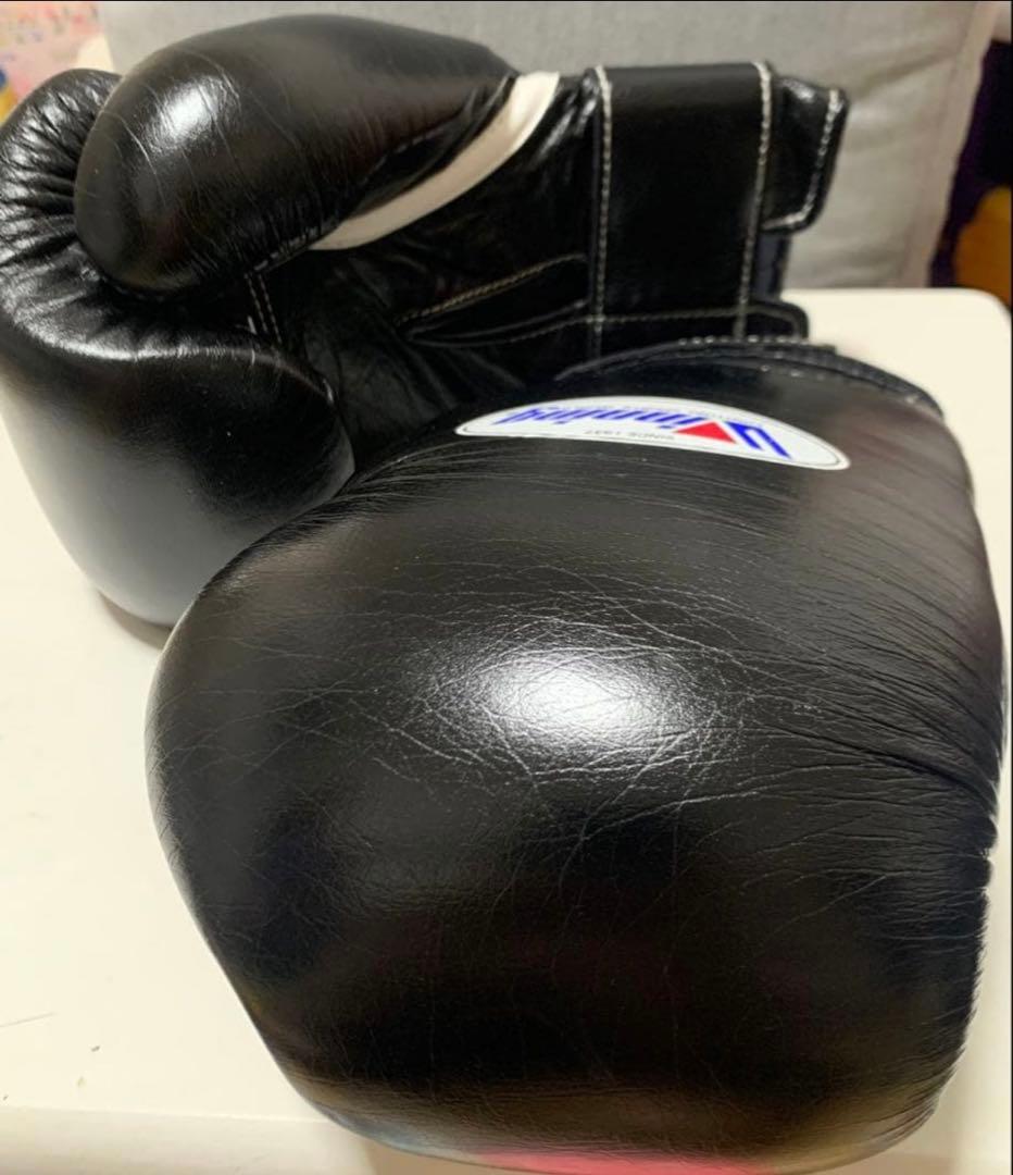 Winning ボクシンググローブ 12 oz 黒
