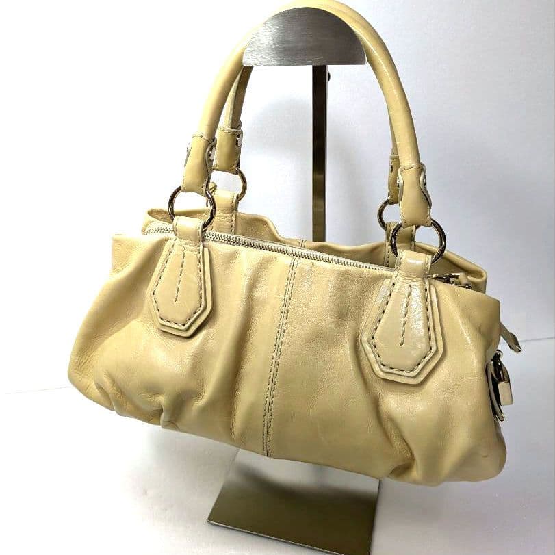 TOD'S　トッズ　ハンドバッグ　ベージュ　レザー　日本限定　希少　大幅値下げ