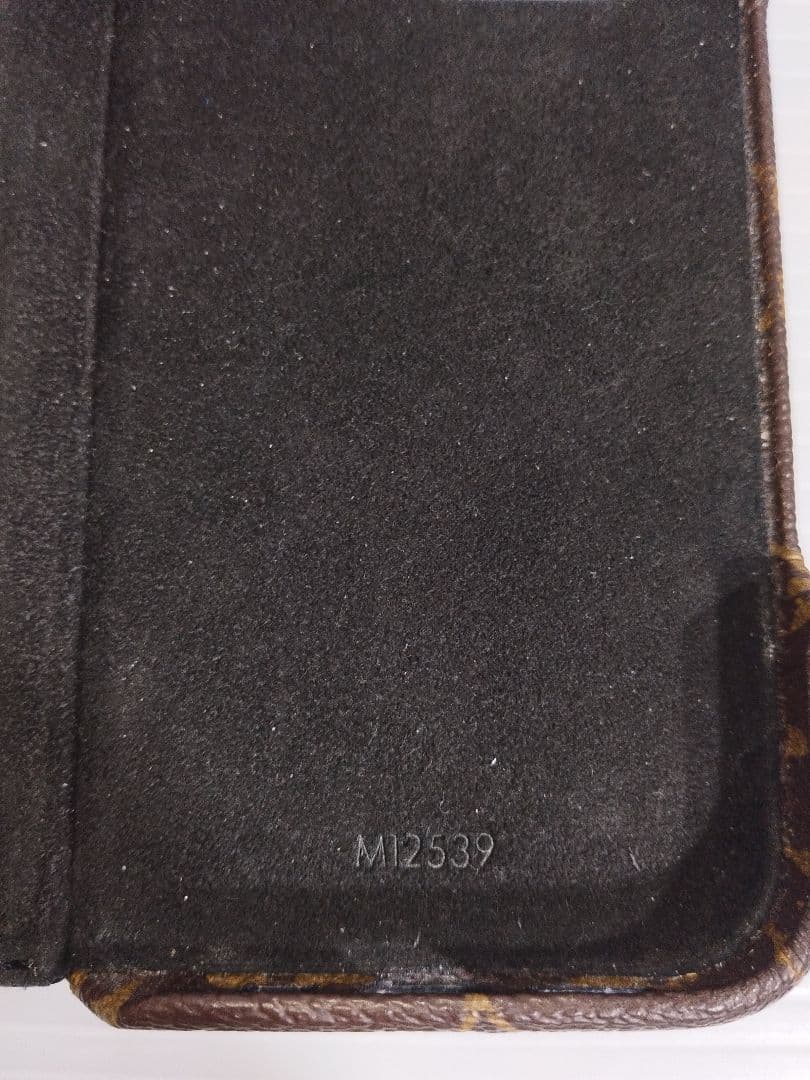 LOUISVUITTONモノグラムiPhone16Proケース【新春ブランド市】