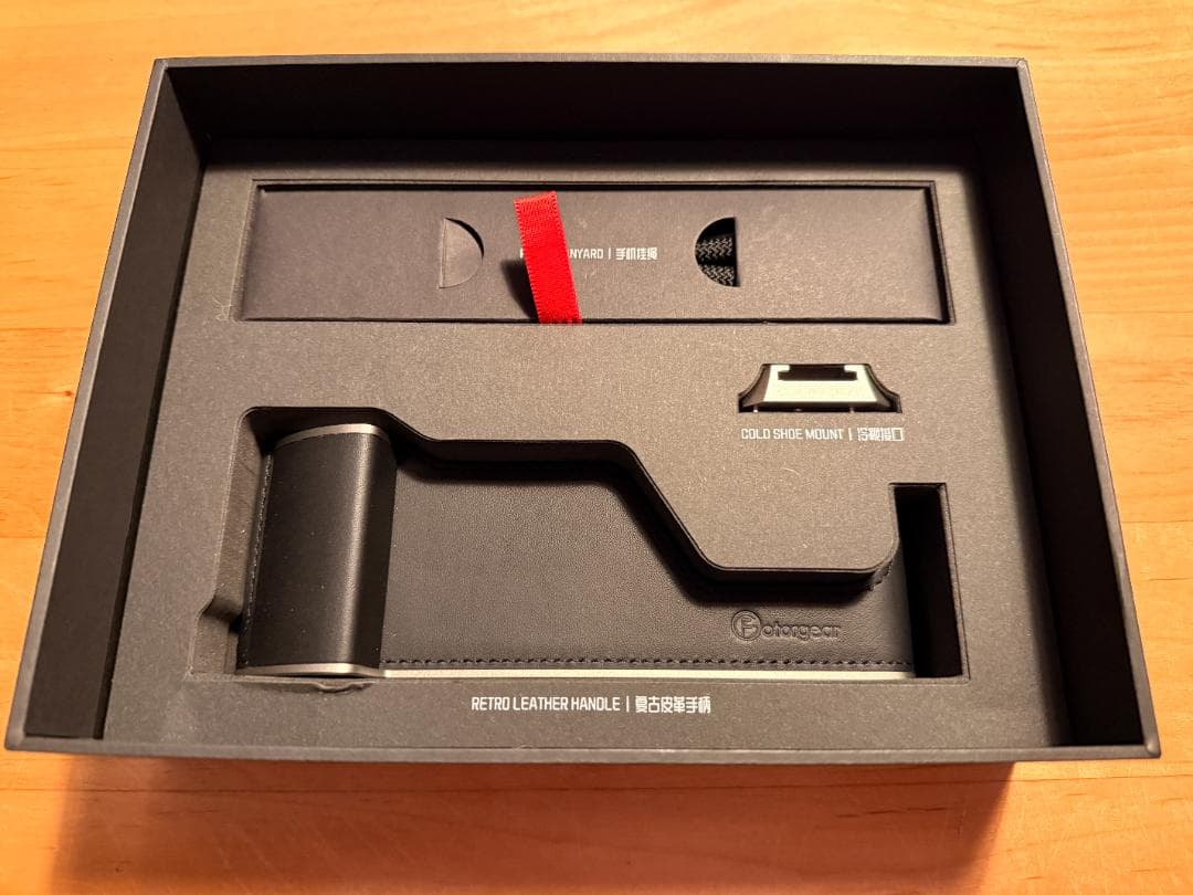 【美品】iPhone 16 Pro 対応 Fotorgearケース