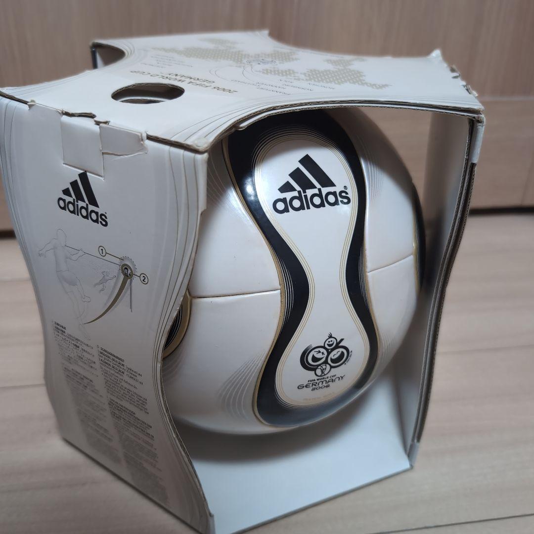 未使用　adidas TEAMGEIST 2006年 ドイツワールドカップ公式球