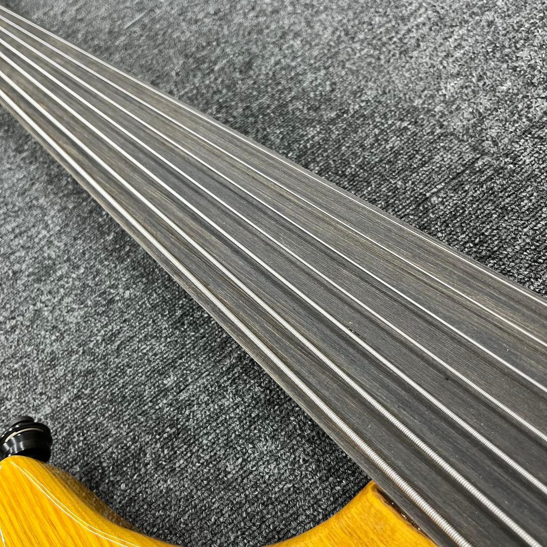 【11371】 ノーブランド 7弦ベース フレットレスベース ナチュラル