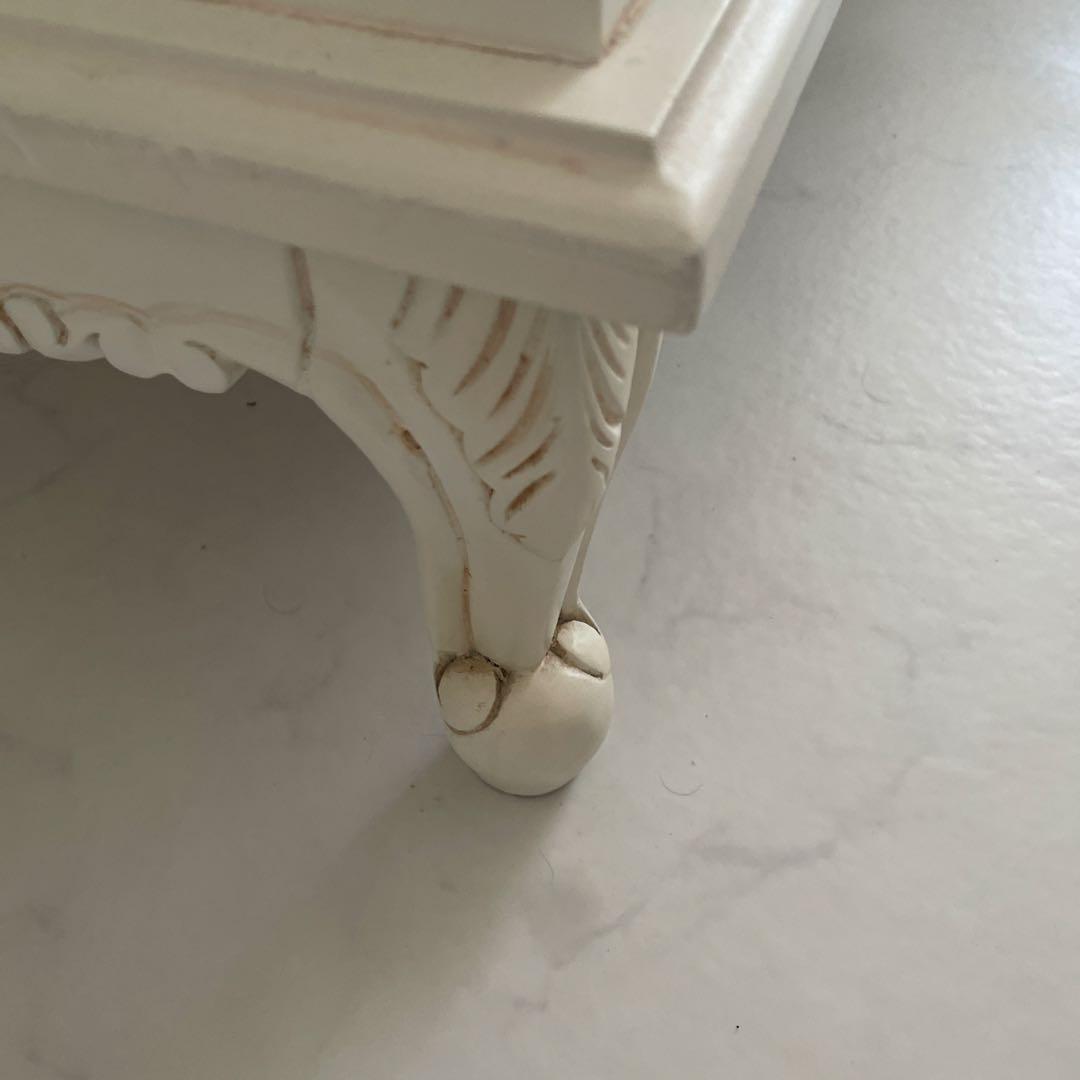 ロココ調　アンティーク　テレビ台　かわいい　ホワイト　猫脚 プリンセス 姫系家具