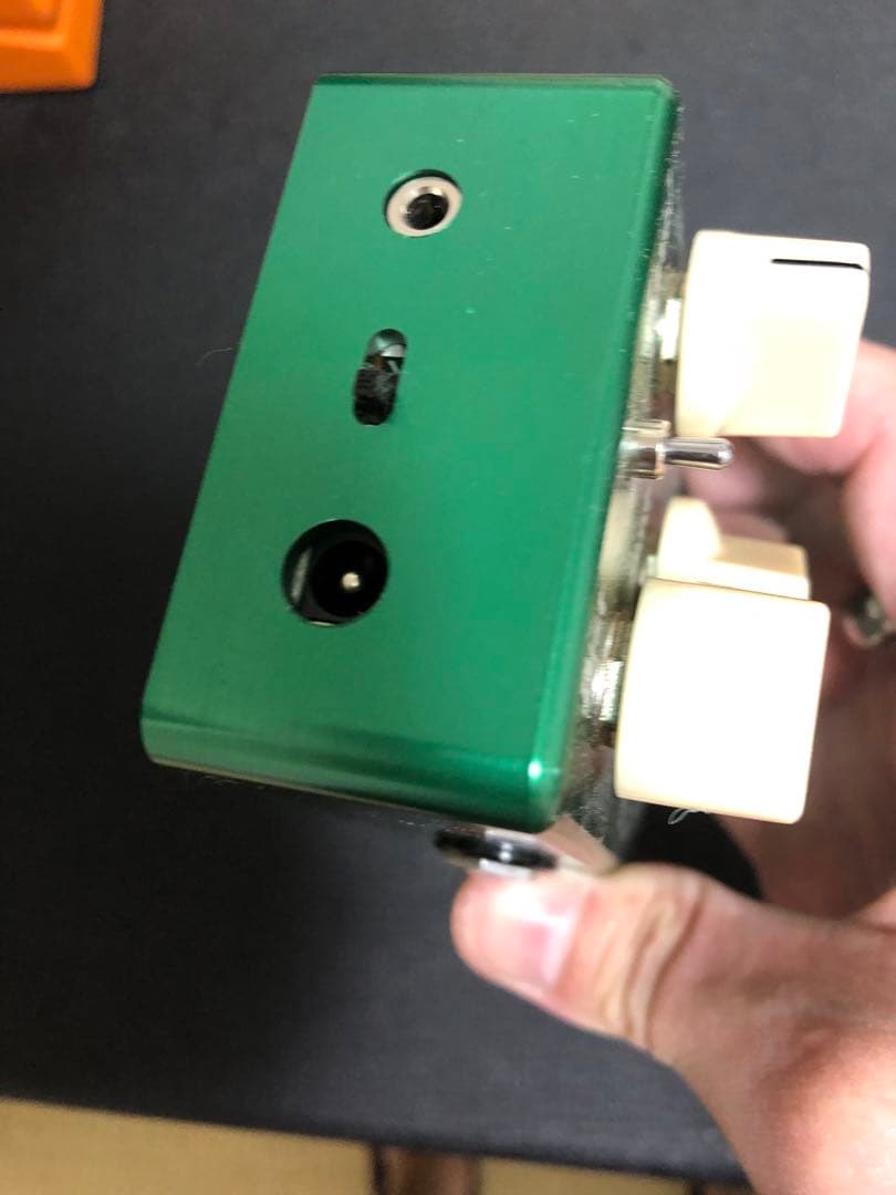 suhr Riot ディストーション　限定品