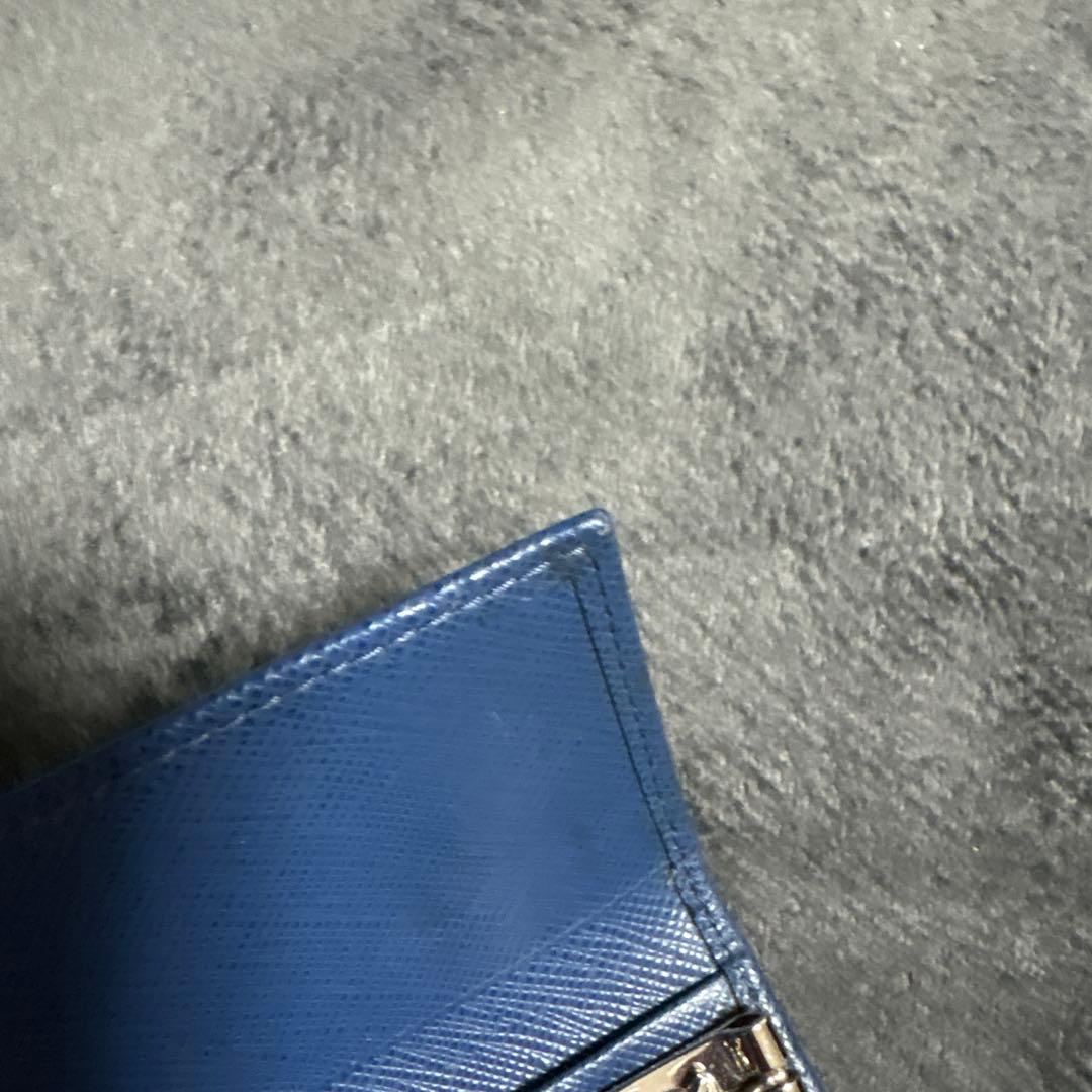 美品　PRADA 三角ロゴ　キーケース　6連　ブルー系　サフィアーノレザー　青