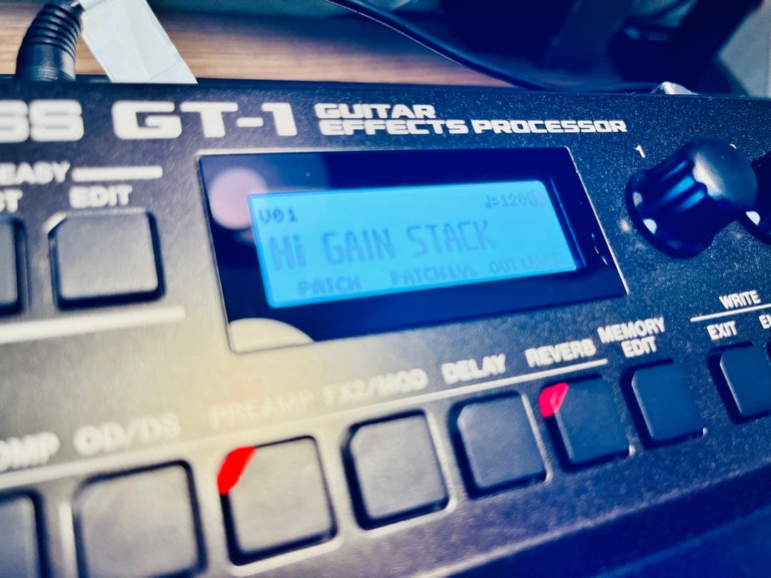 BOSS GT-1 アダプター付