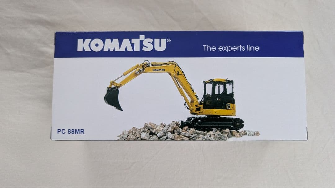 KOMATSU コマツ　PC 88MR 油圧ショベル　1/50