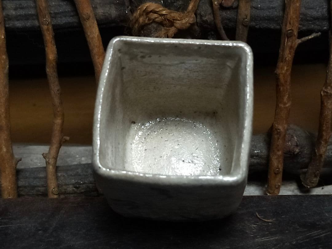 ♥絵志野　ぐい呑み　桐箱付き　⑦　志野　ぐい飲み　骨董品